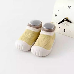 Baby walking shoes